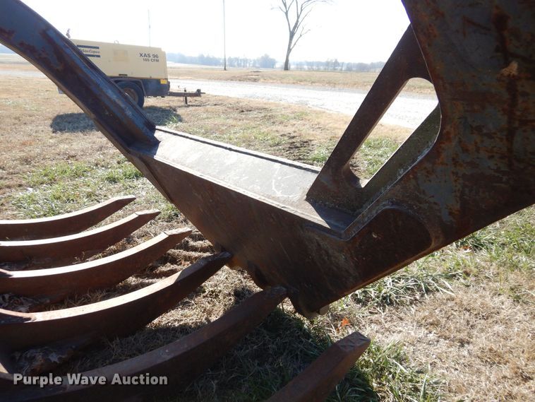 image for item DR8044 JRB IT28B  grapple bucket