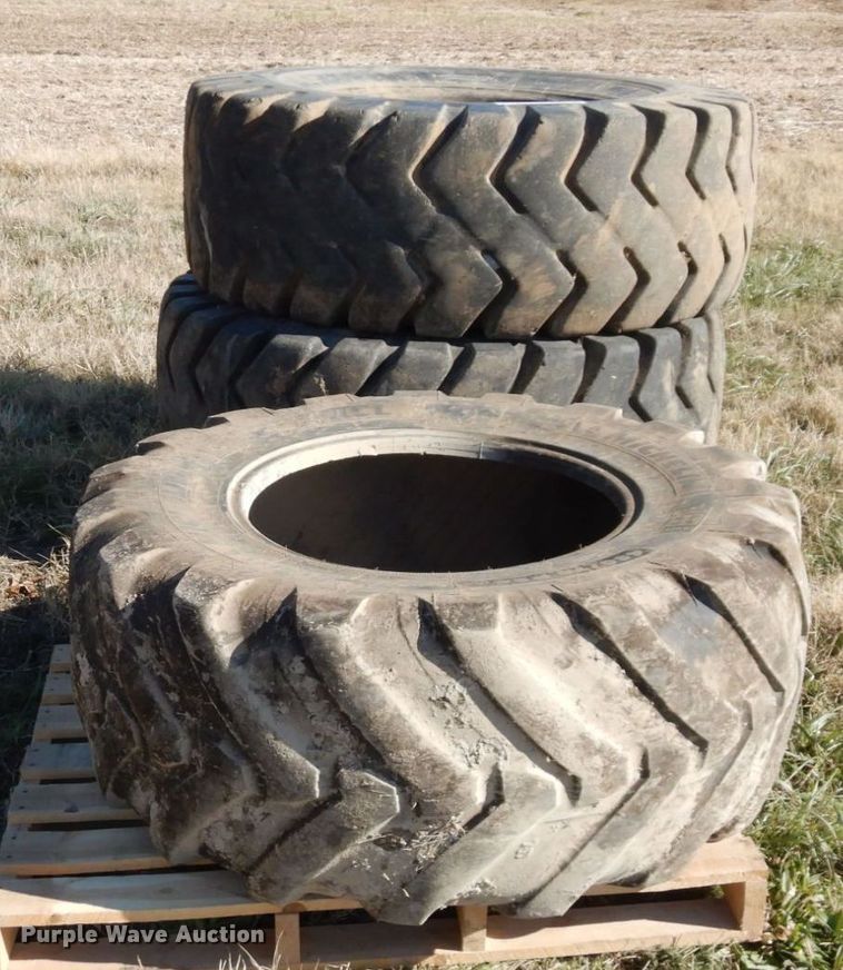 image for item DR8049 (3) tires