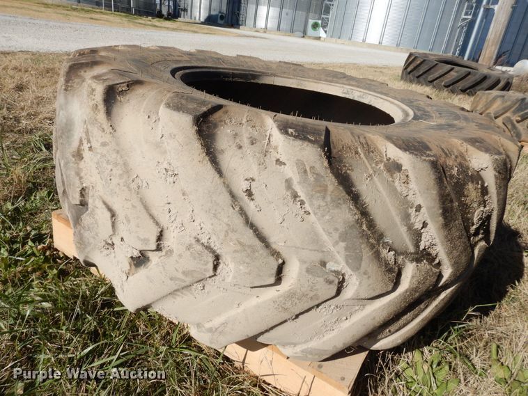 image for item DR8049 (3) tires