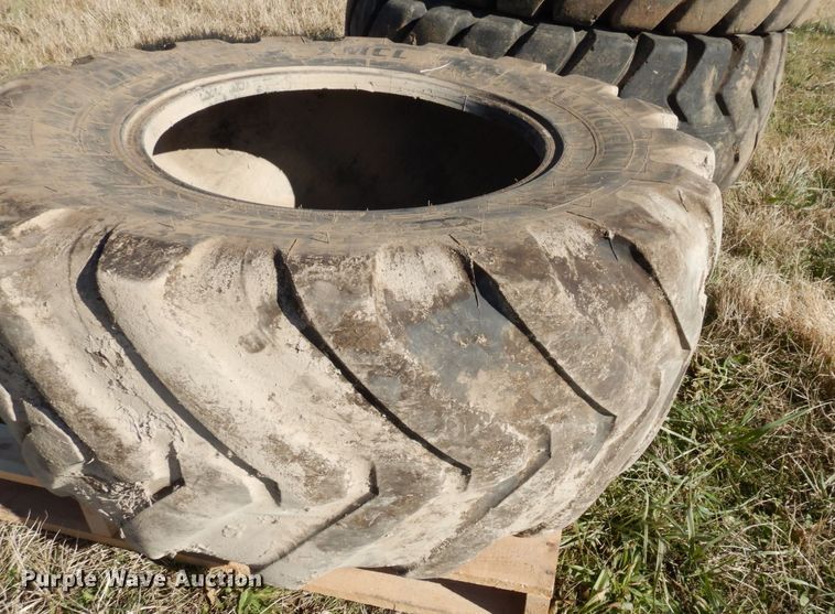 image for item DR8049 (3) tires