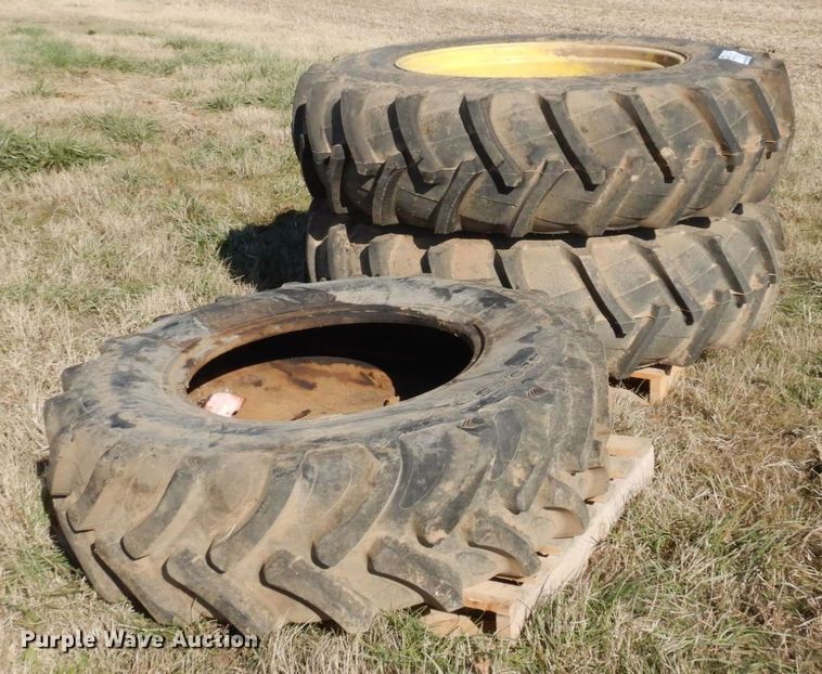 image for item DR8050 (3) Galaxy Earth Pro tires and wheels