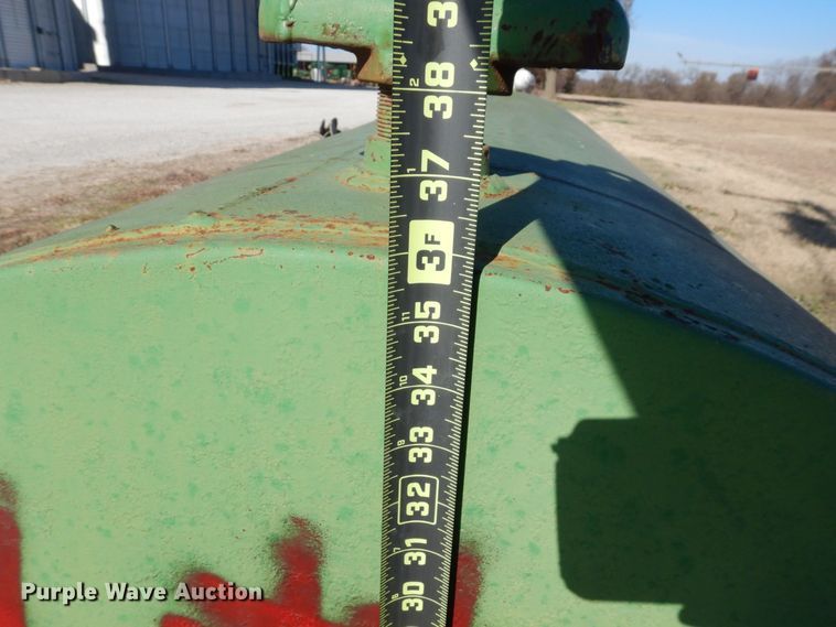 image for item DR8054 (3) tanks