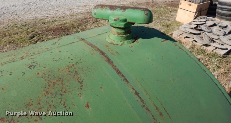 image for item DR8054 (3) tanks