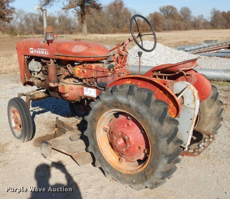 image for item DR8059 Farmall 100  tractor
