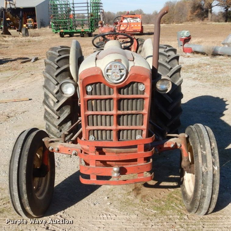 image for item DR8060 Ford 800  tractor
