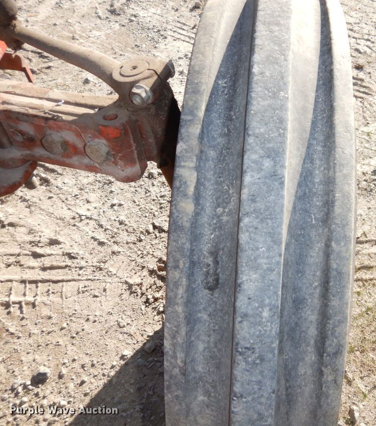 image for item DR8060 Ford 800  tractor