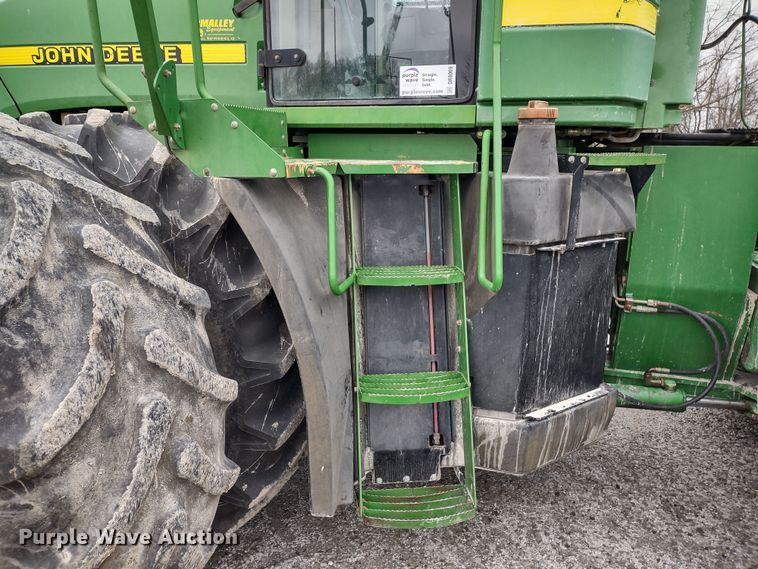 image for item DR8069 1997 John Deere 9300  4WD tractor