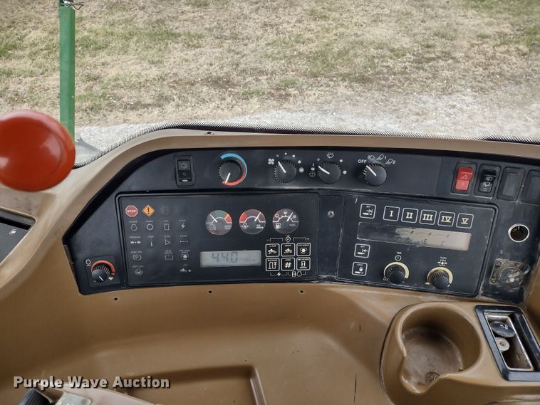 image for item DR8069 1997 John Deere 9300  4WD tractor