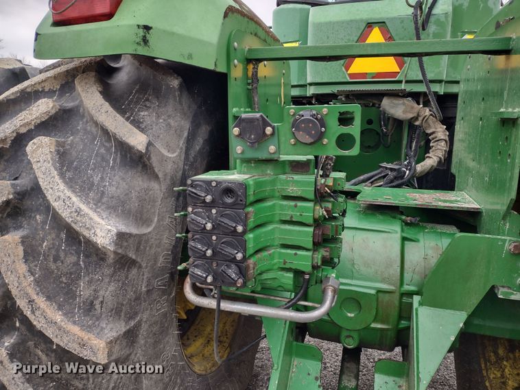 image for item DR8069 1997 John Deere 9300  4WD tractor