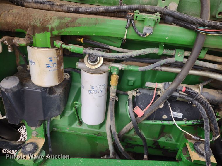 image for item DR8069 1997 John Deere 9300  4WD tractor