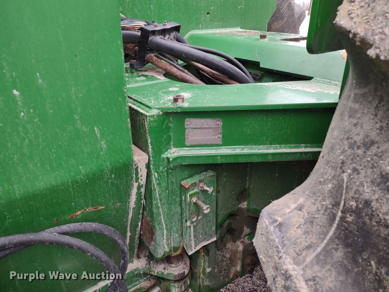 image for item DR8069 1997 John Deere 9300  4WD tractor