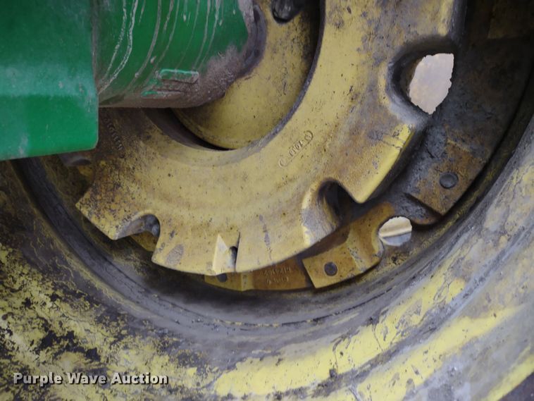 image for item DR8069 1997 John Deere 9300  4WD tractor
