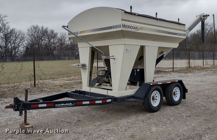 image for item DR8071 Meridian 240RT  seed tender trailer