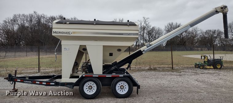 image for item DR8071 Meridian 240RT  seed tender trailer