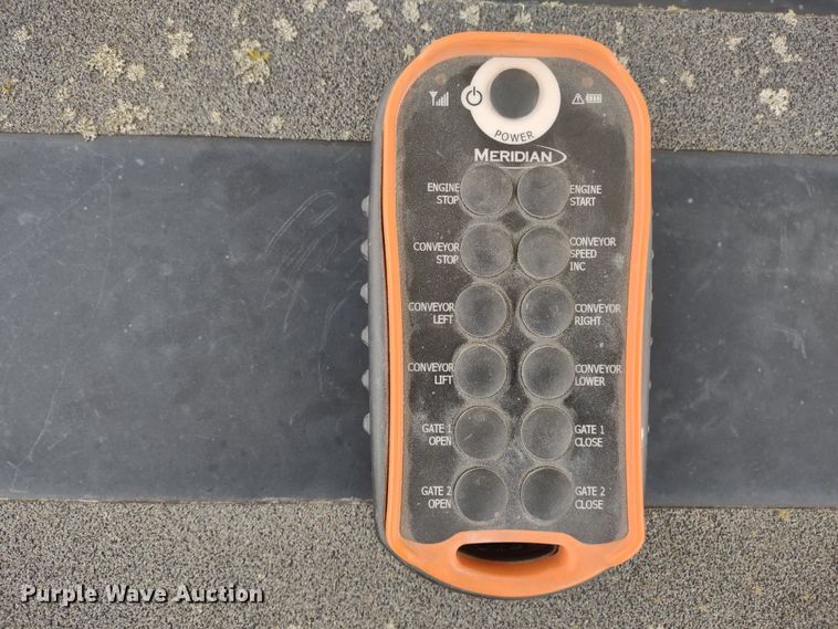 image for item DR8071 Meridian 240RT  seed tender trailer