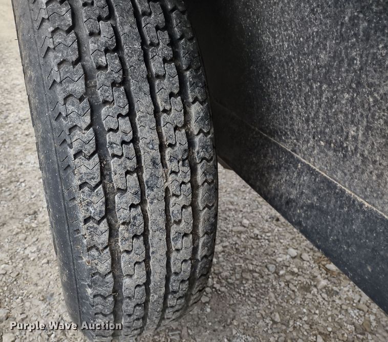 image for item DR8071 Meridian 240RT  seed tender trailer