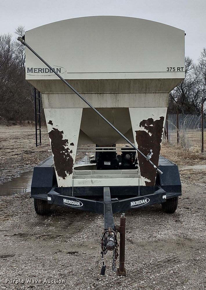image for item DR8072 Meridian 375RT  seed tender trailer