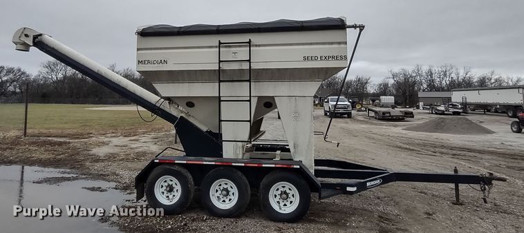 image for item DR8072 Meridian 375RT  seed tender trailer