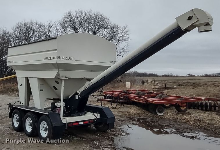 image for item DR8072 Meridian 375RT  seed tender trailer