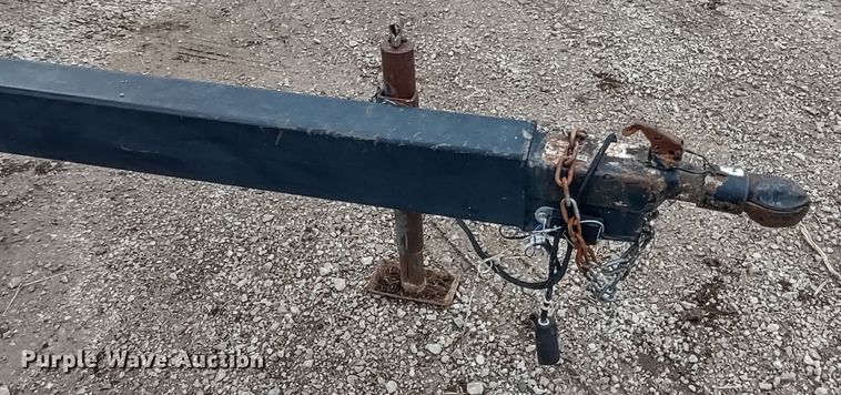 image for item DR8072 Meridian 375RT  seed tender trailer