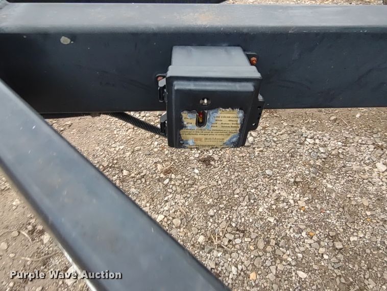 image for item DR8072 Meridian 375RT  seed tender trailer