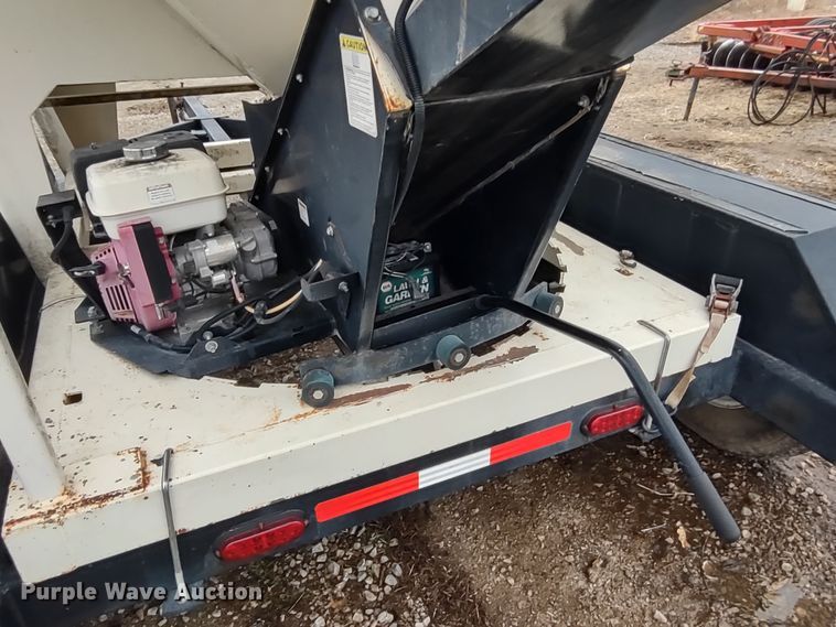 image for item DR8072 Meridian 375RT  seed tender trailer