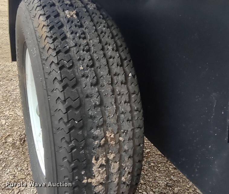 image for item DR8072 Meridian 375RT  seed tender trailer