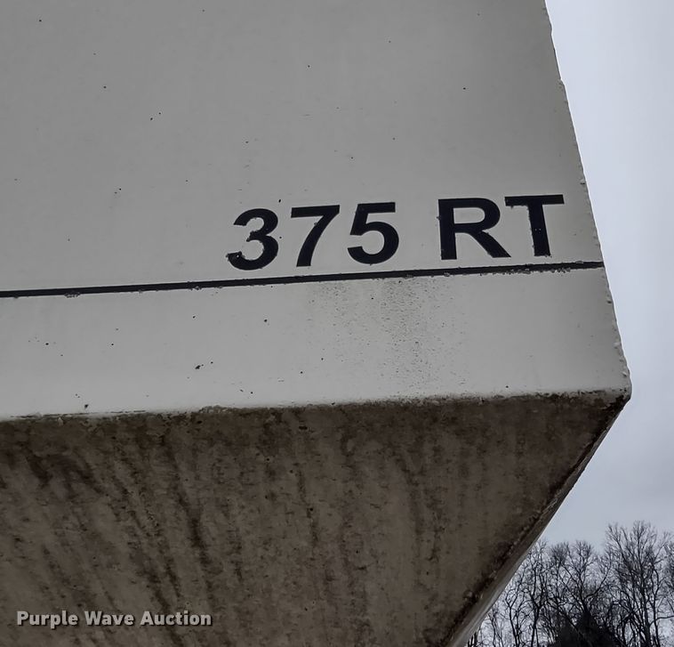 image for item DR8072 Meridian 375RT  seed tender trailer