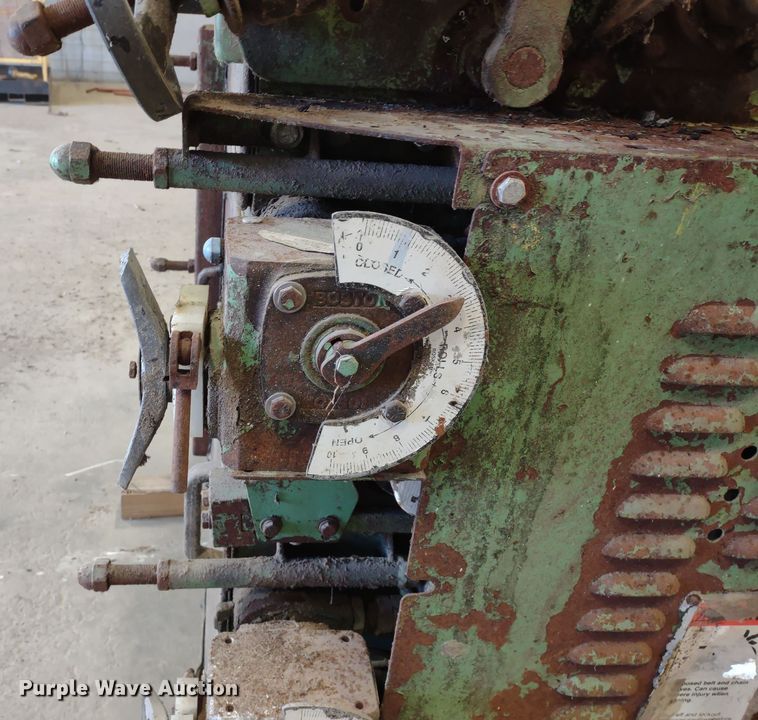 image for item DR8074 Roskamp  hammer mill