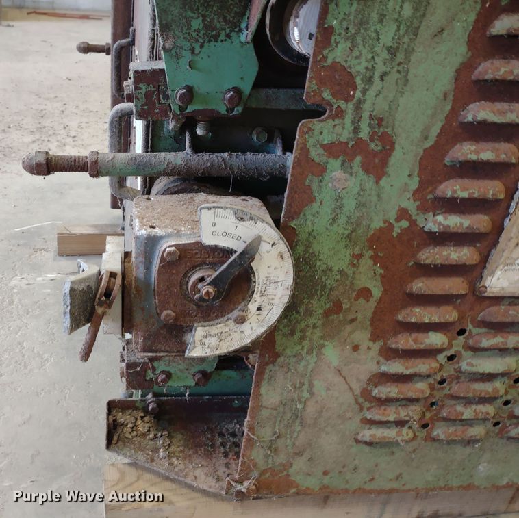 image for item DR8074 Roskamp  hammer mill