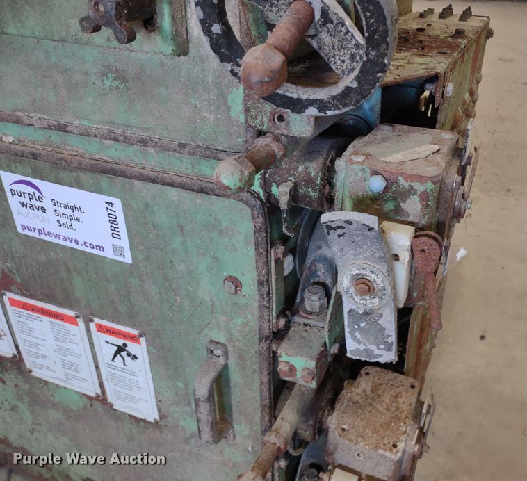 image for item DR8074 Roskamp  hammer mill