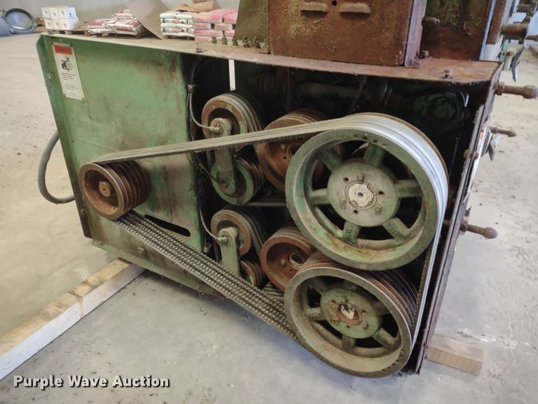 image for item DR8074 Roskamp  hammer mill