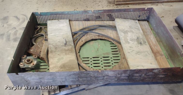 image for item DR8074 Roskamp  hammer mill