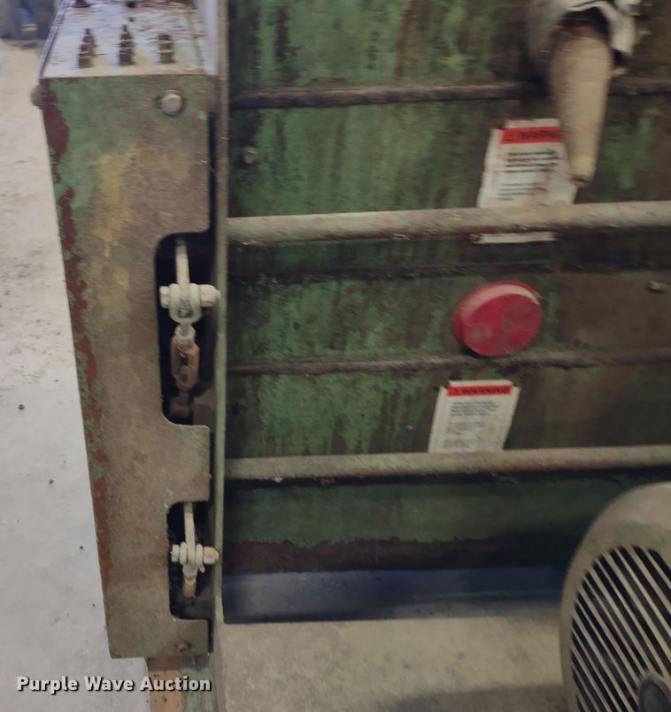 image for item DR8074 Roskamp  hammer mill