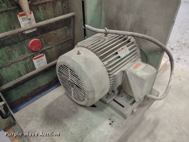 image for item DR8074 Roskamp  hammer mill