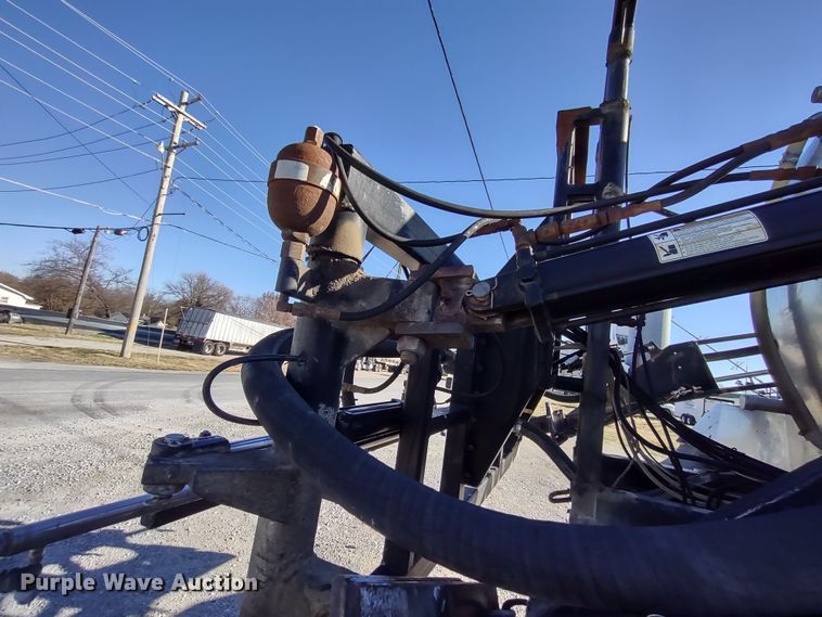 image for item DR8075 1993 Freightliner  applicator truck