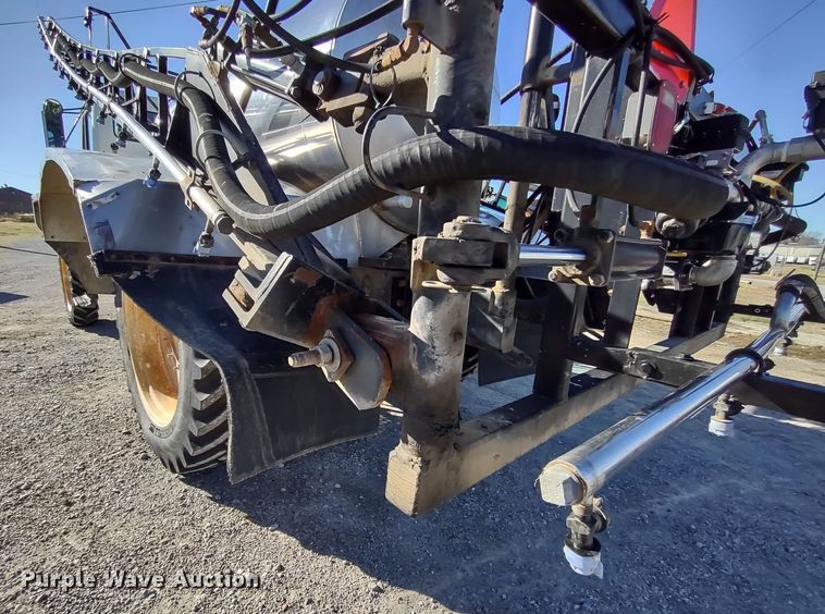 image for item DR8075 1993 Freightliner  applicator truck