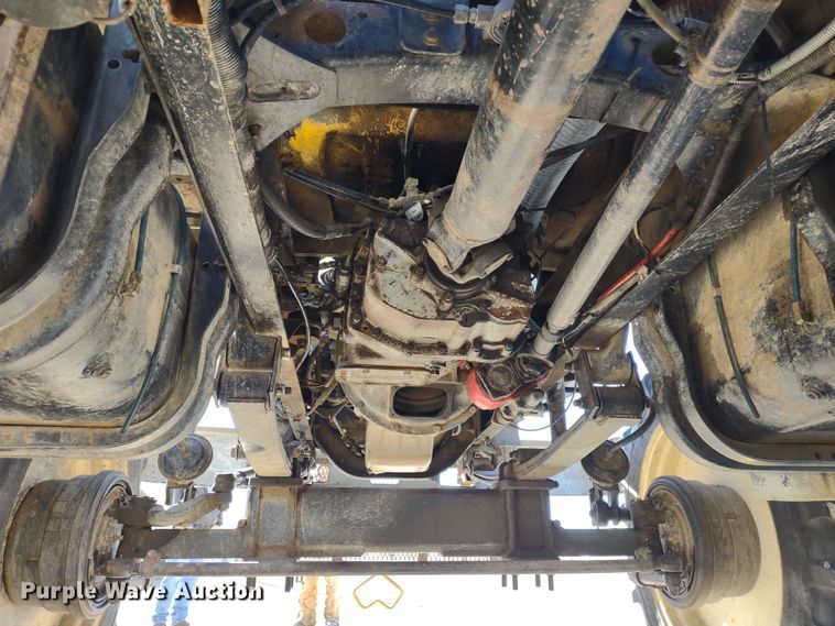 image for item DR8075 1993 Freightliner  applicator truck