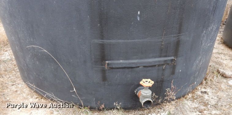 image for item DR8076 (4) Reddiglass Inc oilfield tanks