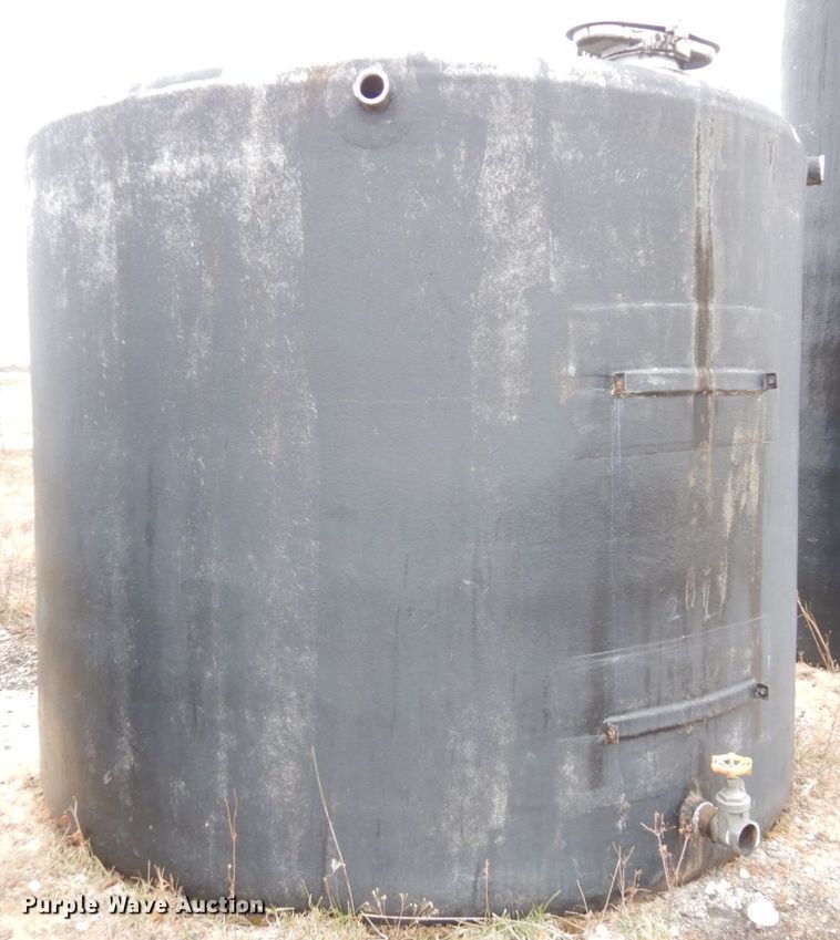 image for item DR8076 (4) Reddiglass Inc oilfield tanks