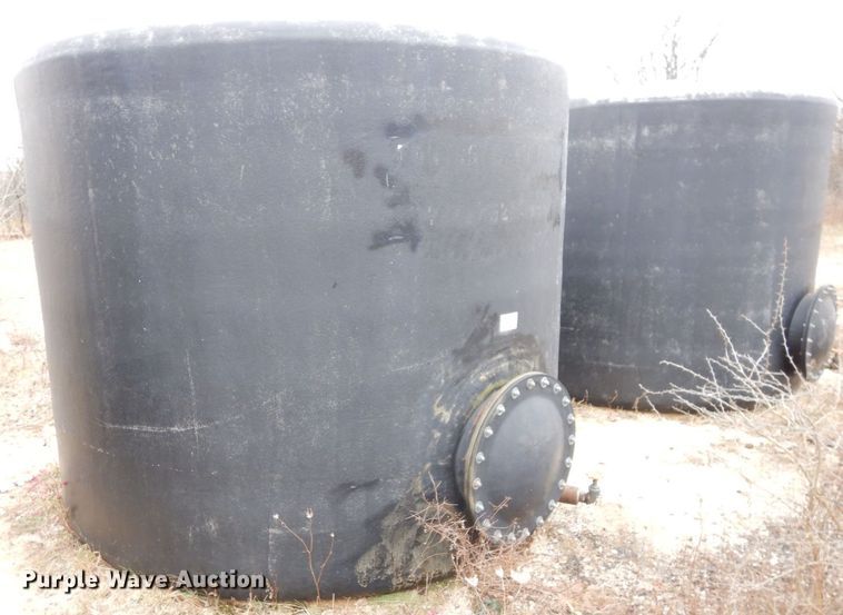 image for item DR8076 (4) Reddiglass Inc oilfield tanks