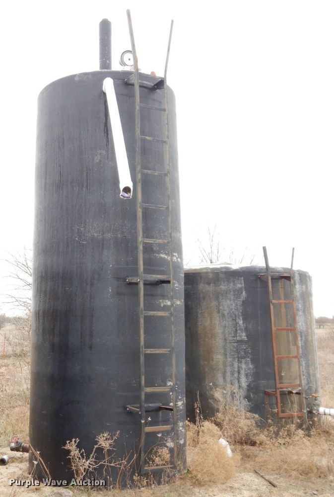 image for item DR8076 (4) Reddiglass Inc oilfield tanks