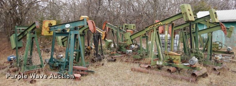 image for item DR8077 (13) pump jacks