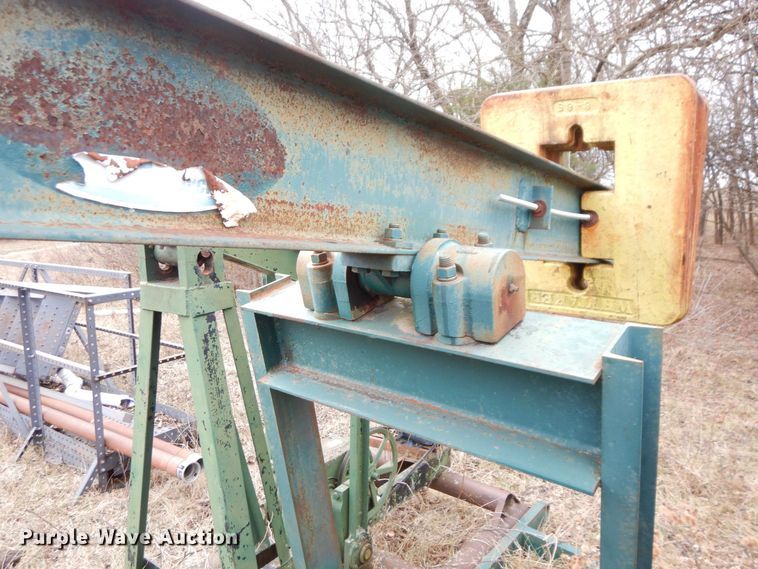 image for item DR8077 (13) pump jacks