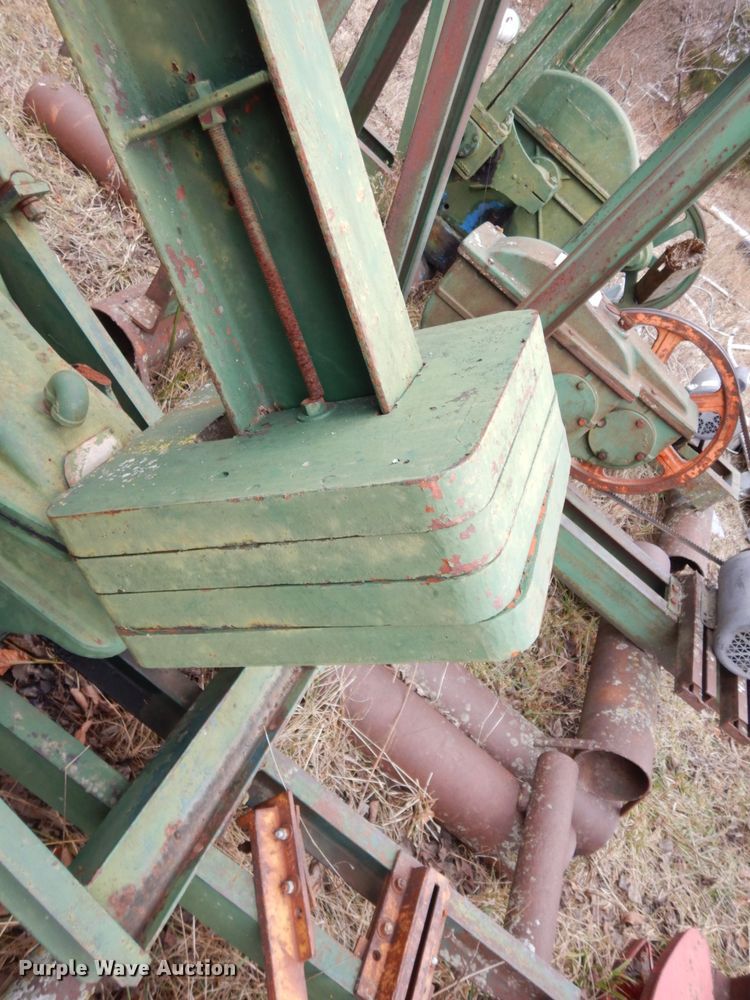 image for item DR8077 (13) pump jacks