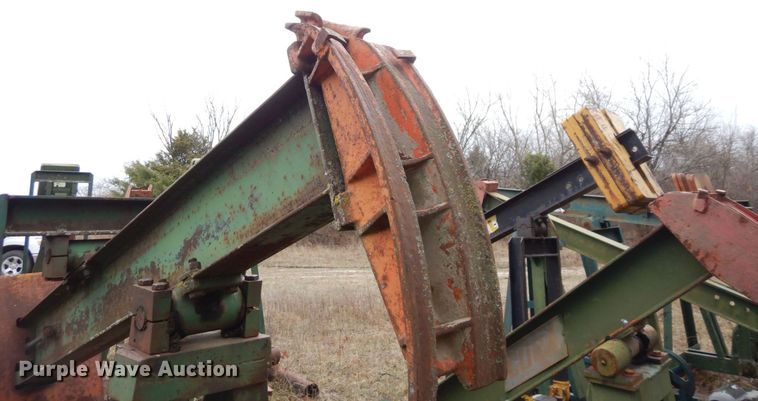 image for item DR8077 (13) pump jacks