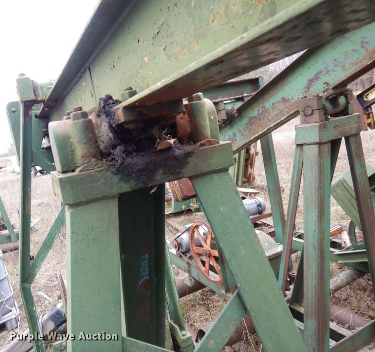 image for item DR8077 (13) pump jacks