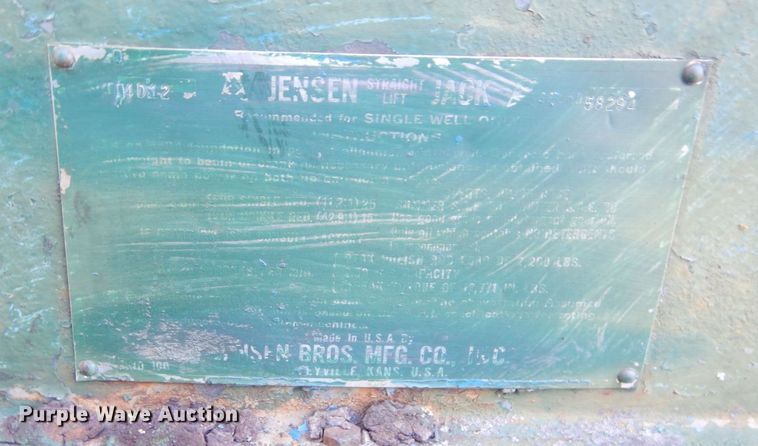 image for item DR8077 (13) pump jacks