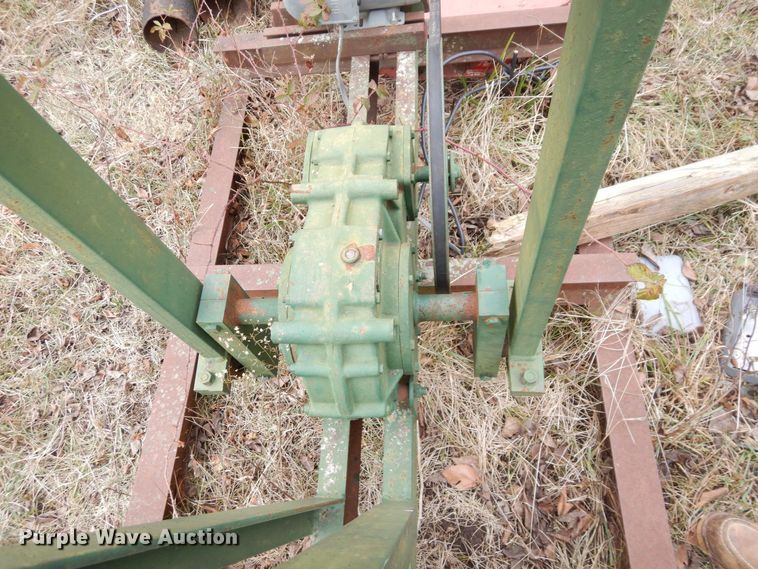 image for item DR8077 (13) pump jacks