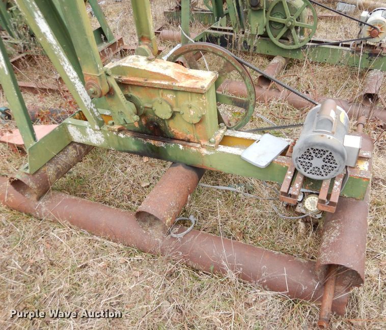 image for item DR8077 (13) pump jacks